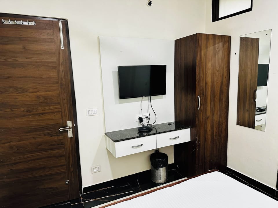 Double Room, City View | In-room safe, desk, laptop workspace, free WiFi