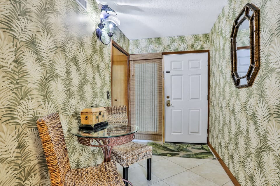Welcome entryway