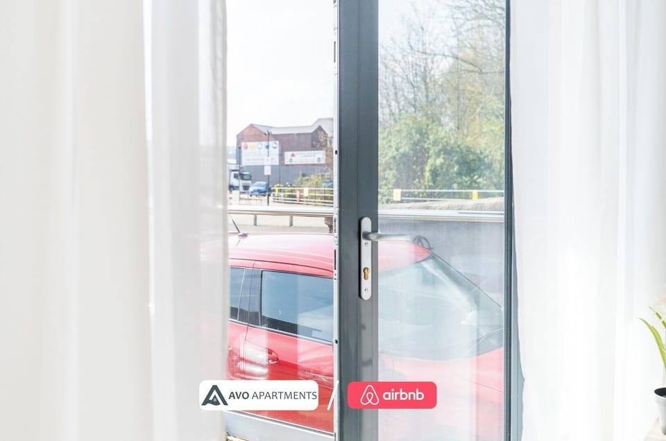 AVO Apartments Short Lets & Serviced Accommodation