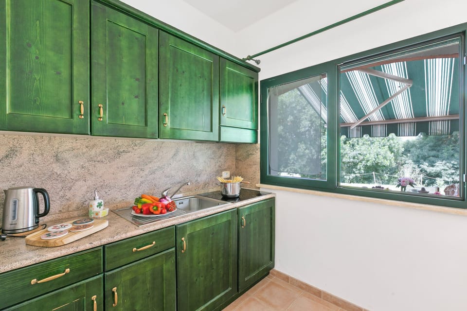 Kitchenette
