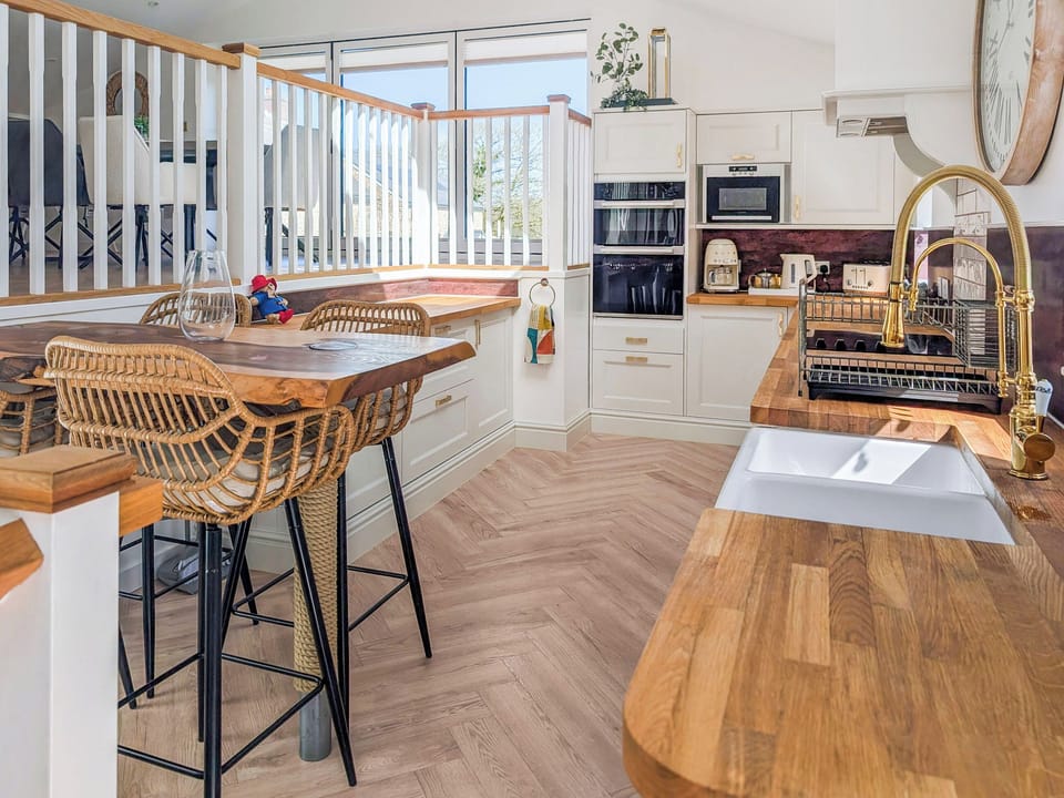 Kitchen/diner | The Shed - Cornish Hamlet, Falmouth