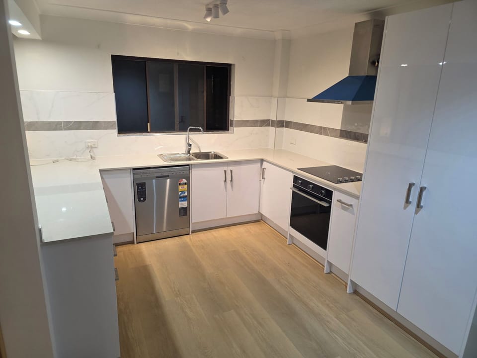 Fully Furnished Kitchen 