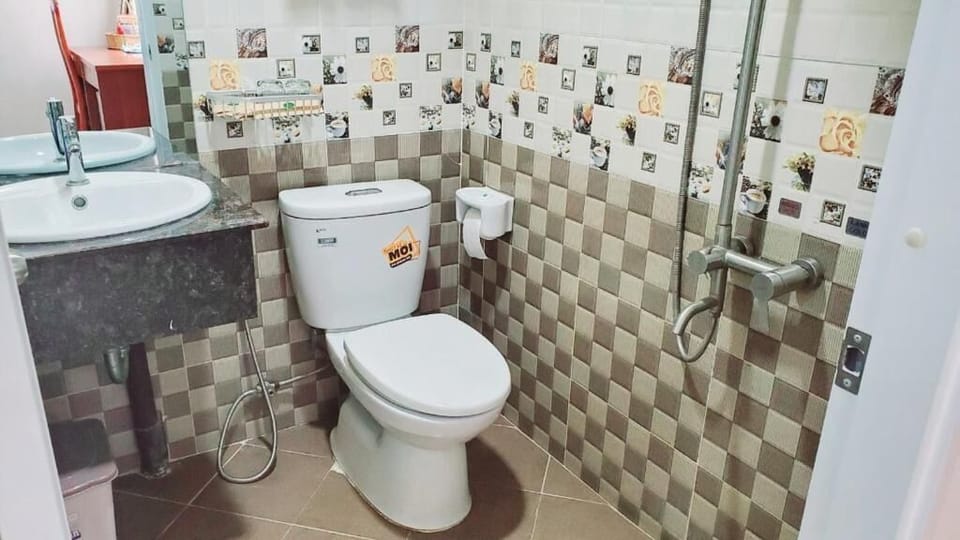 Free toiletries, hair dryer, slippers, towels