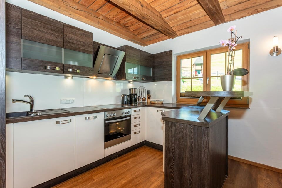 House | Private kitchen