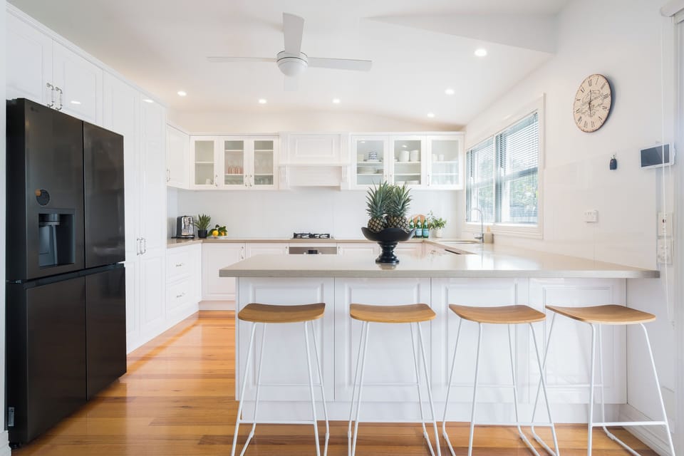 Modern kitchen with everything you need for entertaining and cooking