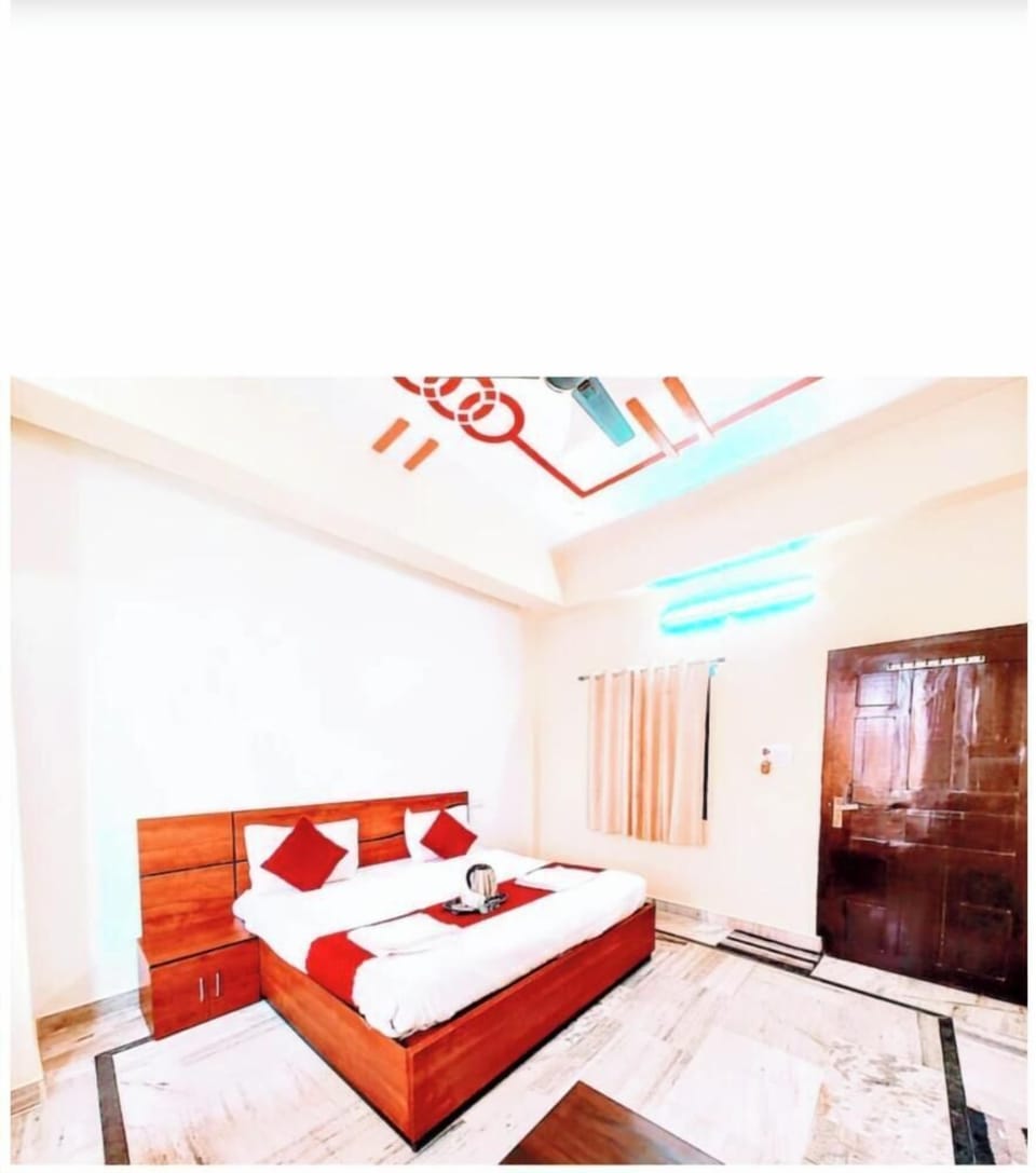 Classic Double Room | Bed sheets