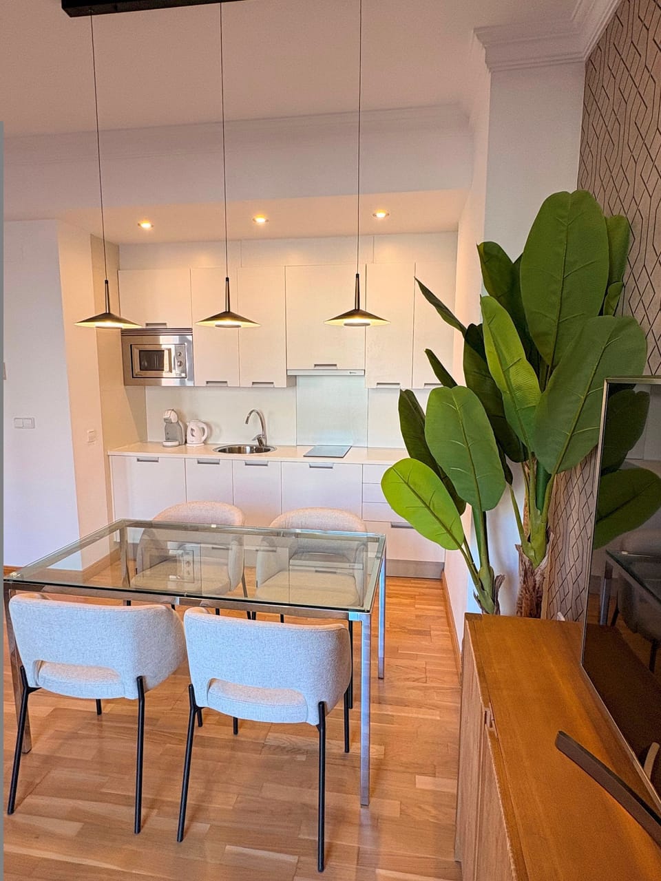 House | 1 bedroom