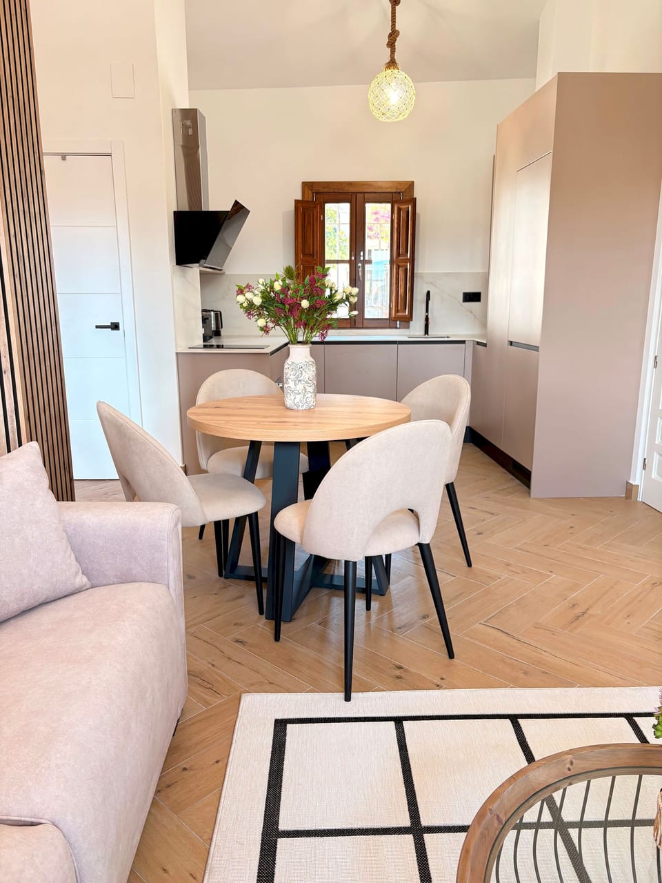 House | 1 bedroom