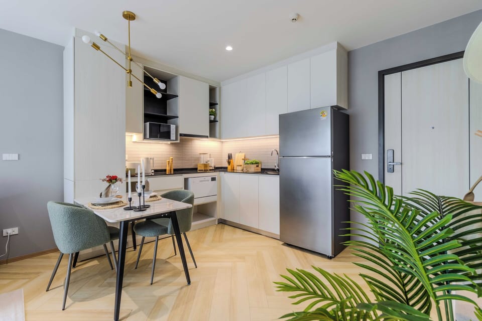 Condo, Balcony | Private kitchen