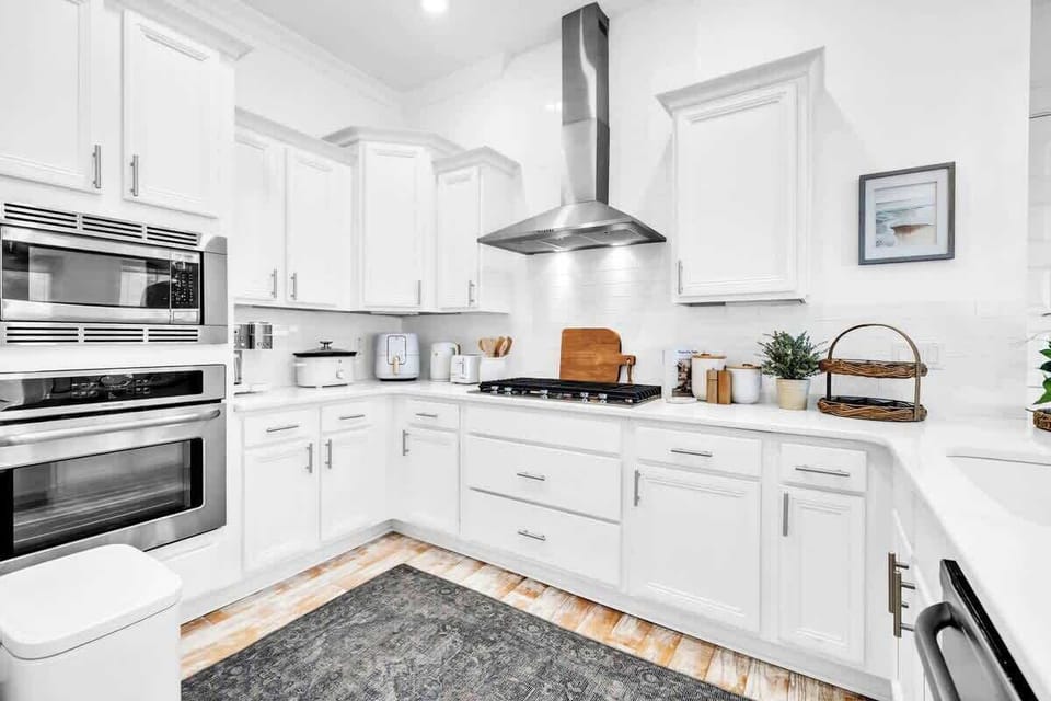 Fully stocked kitchen