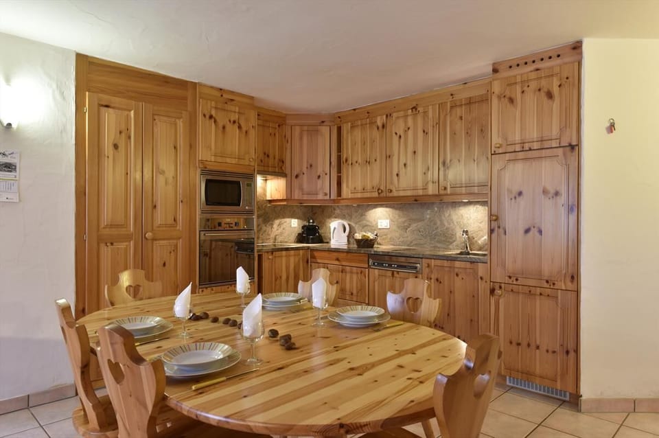 Kitchen + Dining room