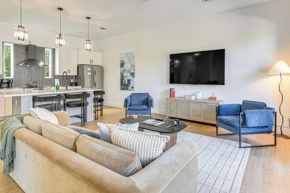 House (3 Bedrooms) | Front of property