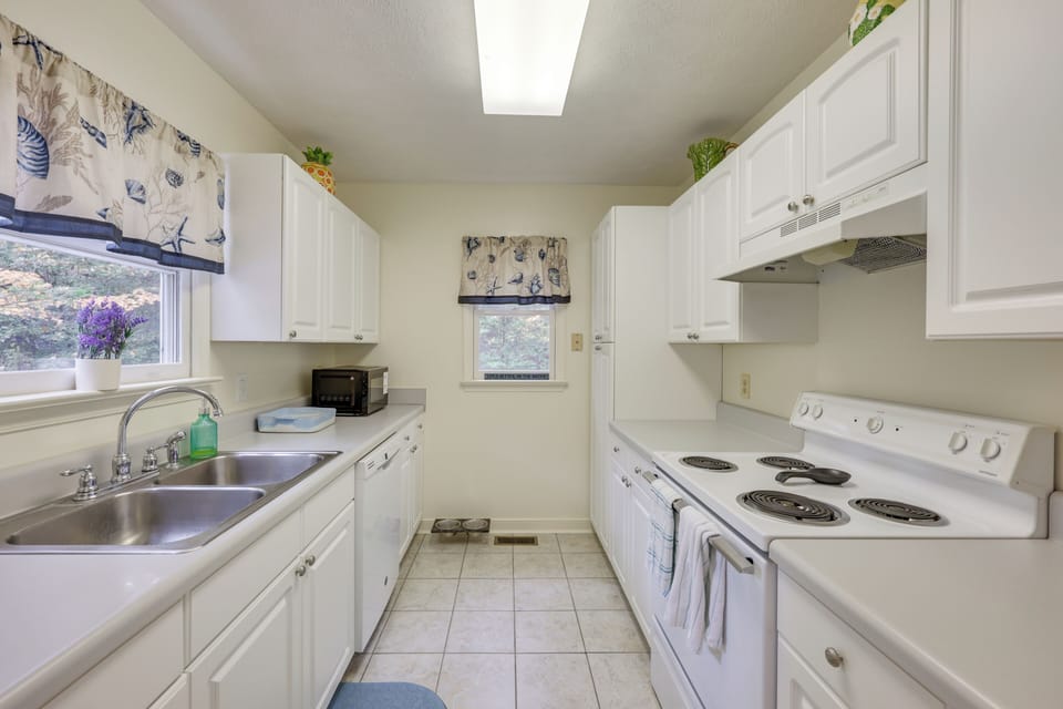 Cottage (2 Bedrooms) | Interior