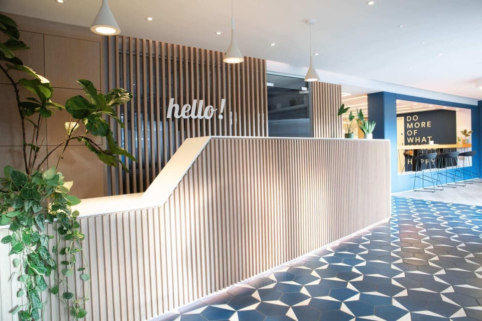 Concierge desk