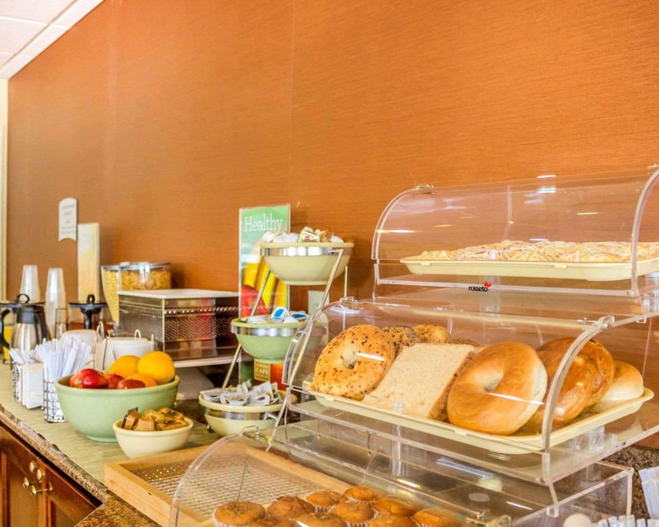 Free buffet breakfast