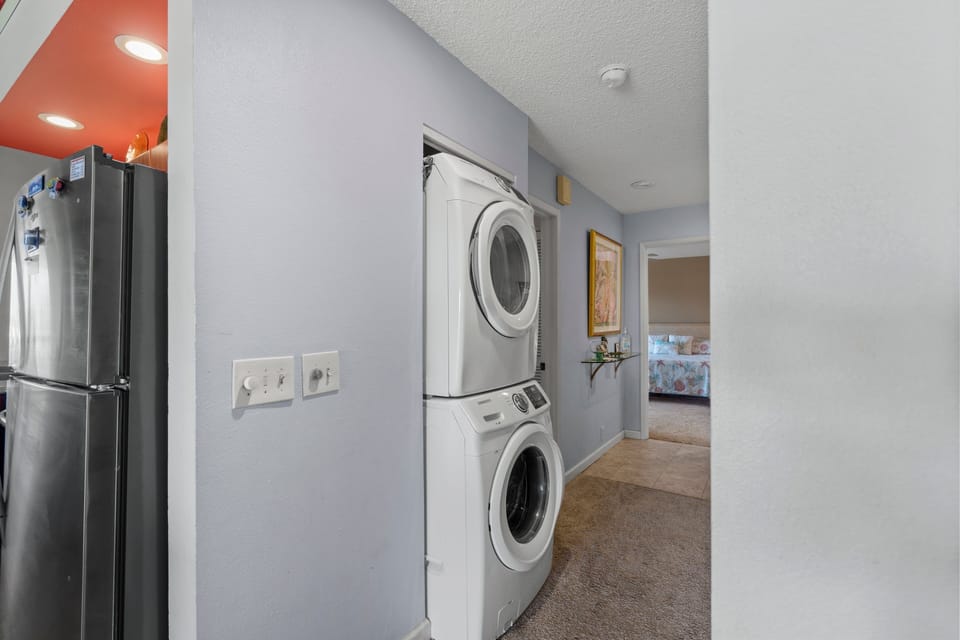 Condo, 2 Bedrooms | Interior