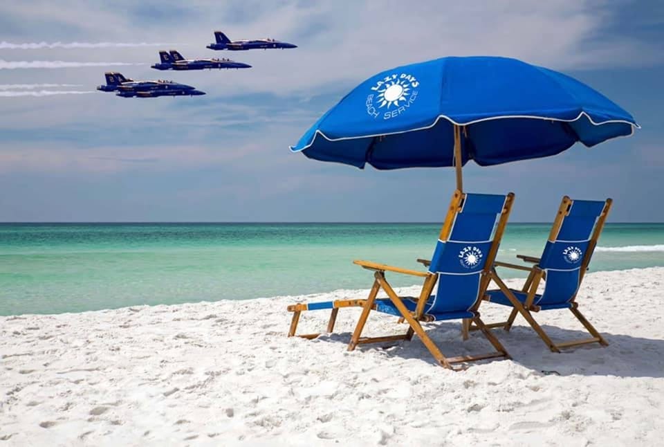 Complimentary beach setup March through October.  Includes two chairs and one umbrella daily.  Check in with the beach attendant each morning to reserve your spot.