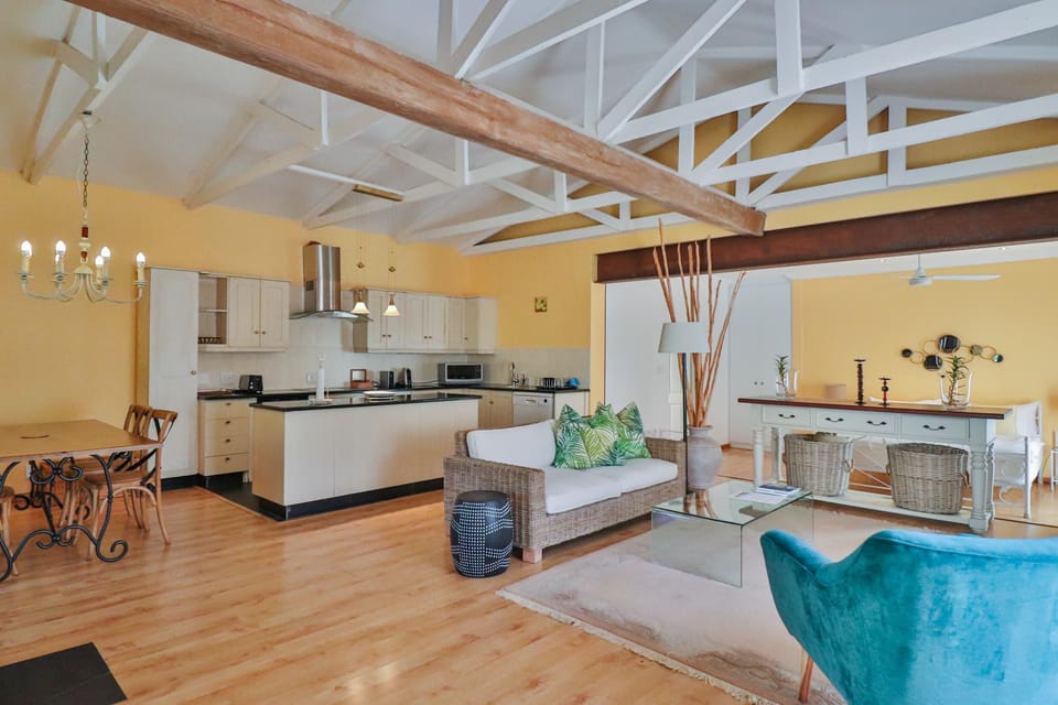 Deluxe Apartment, 1 Bedroom, Fireplace, Partial Sea View | Living area | 40-cm flat-screen TV with satellite channels