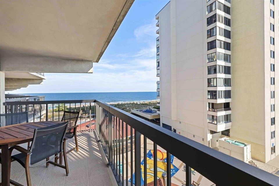 Enjoy the Sunrise from the Balcony.