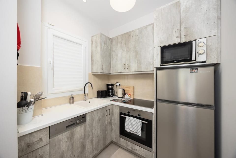 Equipped kitchen
