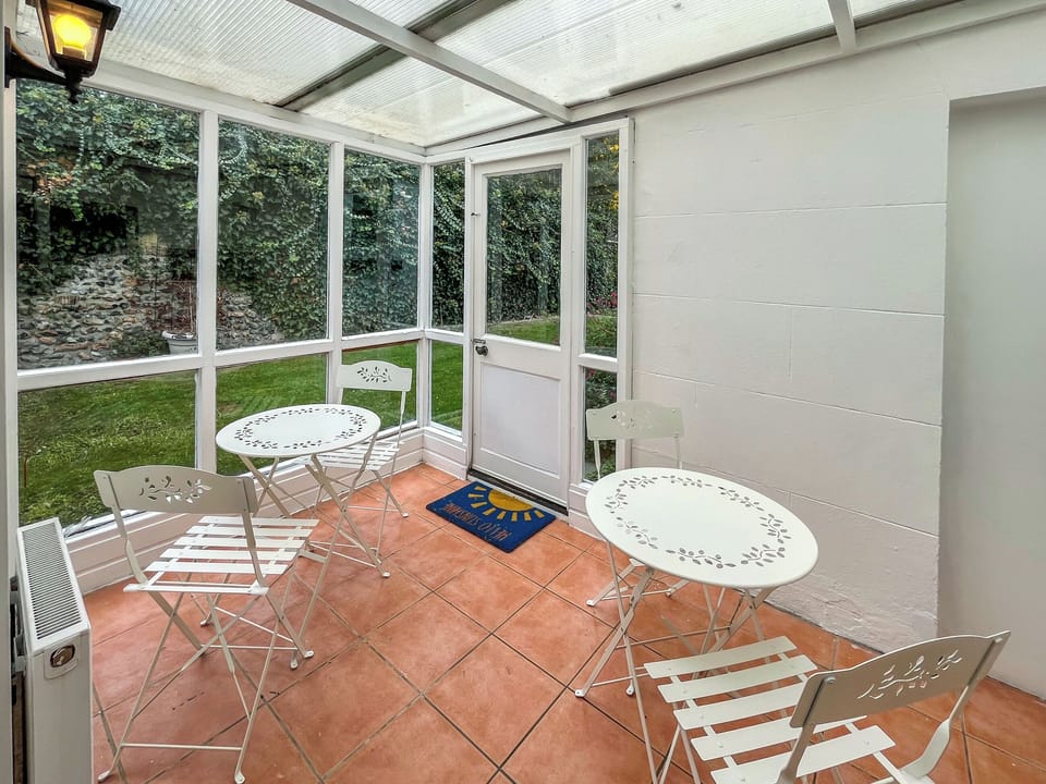 Sun room | The White House, Broadstairs