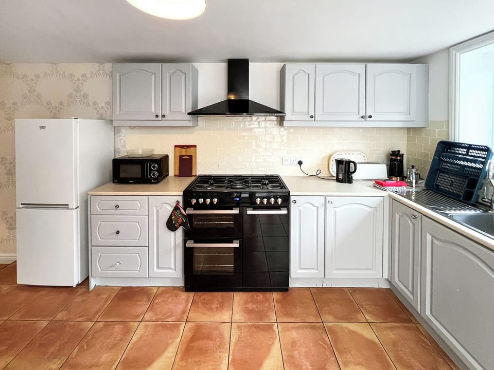 Kitchen | The White House, Broadstairs