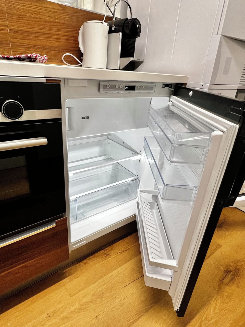 Fridge & freezer