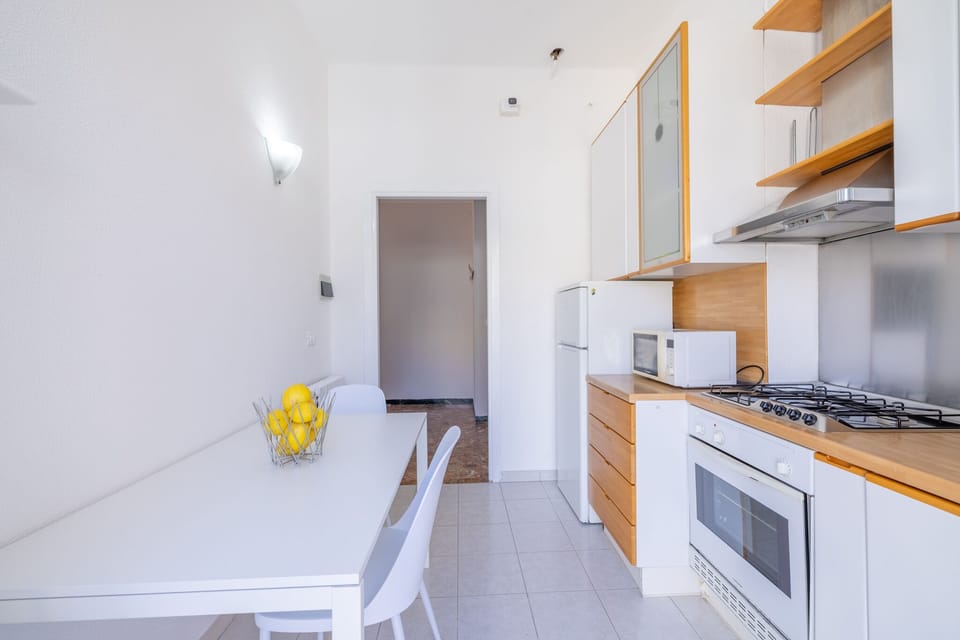 Apartment, Multiple Beds, Pets Allowed, Partial Sea View | Private kitchen | Fridge, microwave, oven, stovetop