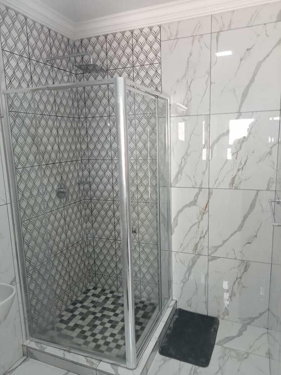 Deluxe Single Room, Non Smoking | Iron/ironing board, free WiFi