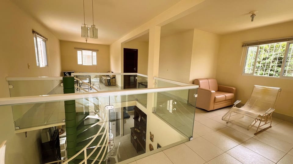 House | 6 bedrooms