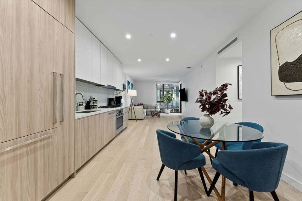 Effortlessly connected with high-speed internet and Nest climate control.