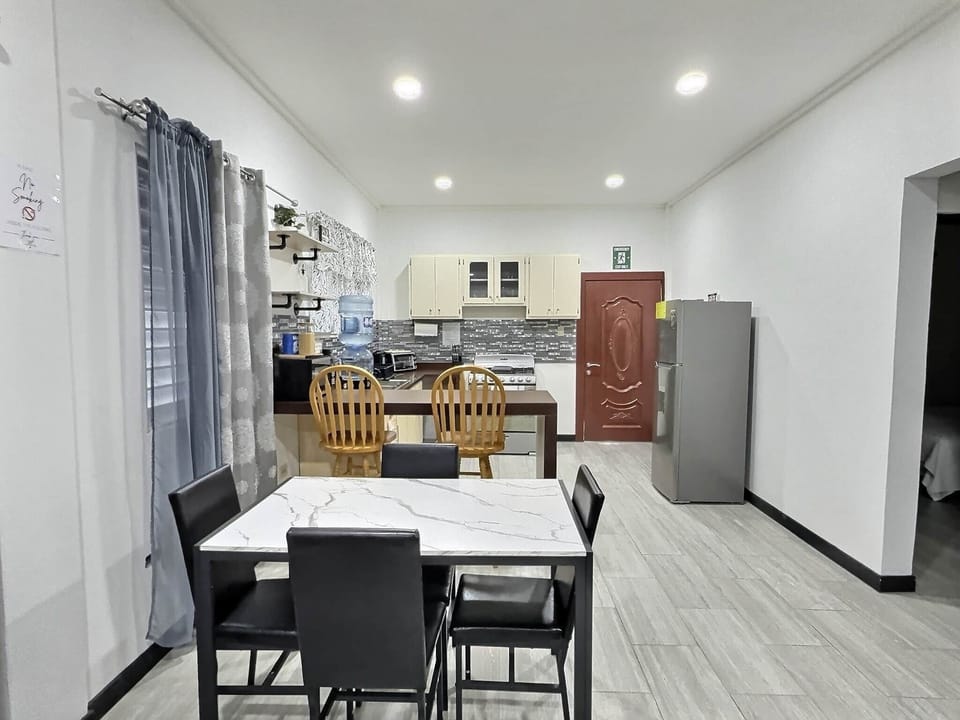 Dining/ Kitchen area