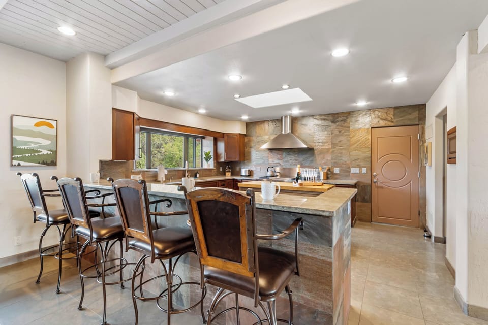 Counter seating for four.