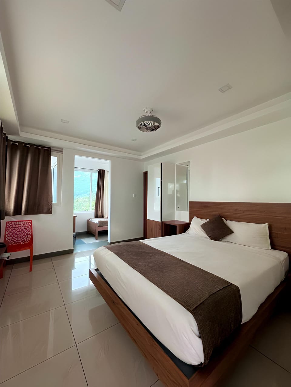 Comfort Suite, Balcony, Mountain View | Soundproofing, free WiFi