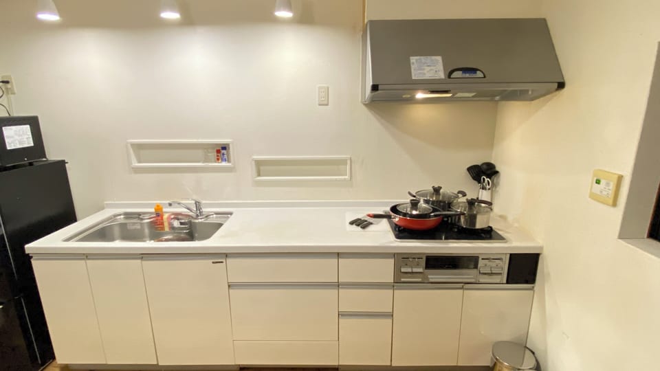 Villa, 6 Bedrooms, Non Smoking, Kitchen | Private kitchen