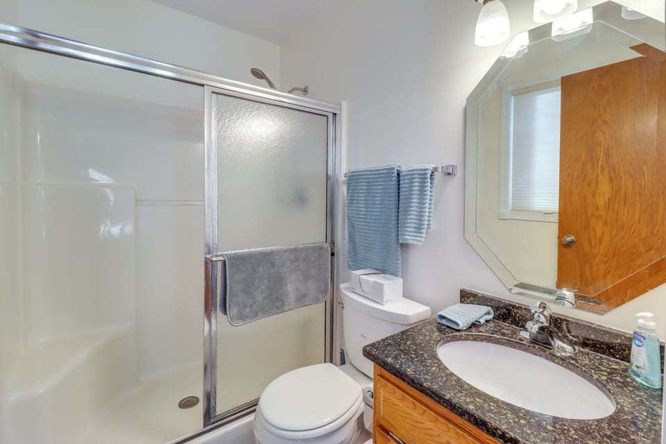 Work & Play: Pet-friendly Fargo Home 6 Mi to Dtwn Cottage in Fargo