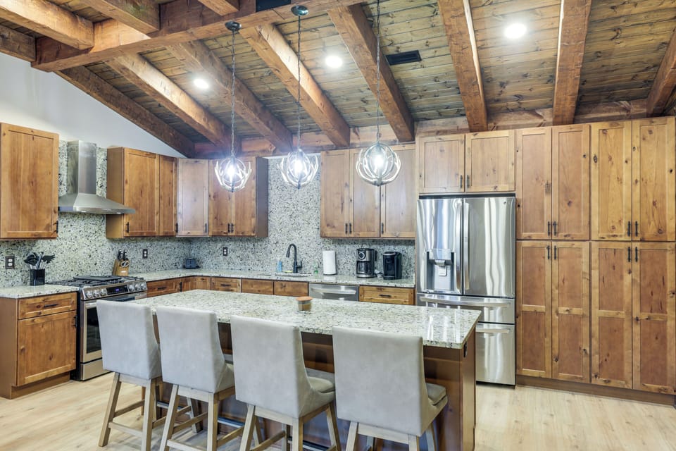 House (3 Bedrooms) | Interior