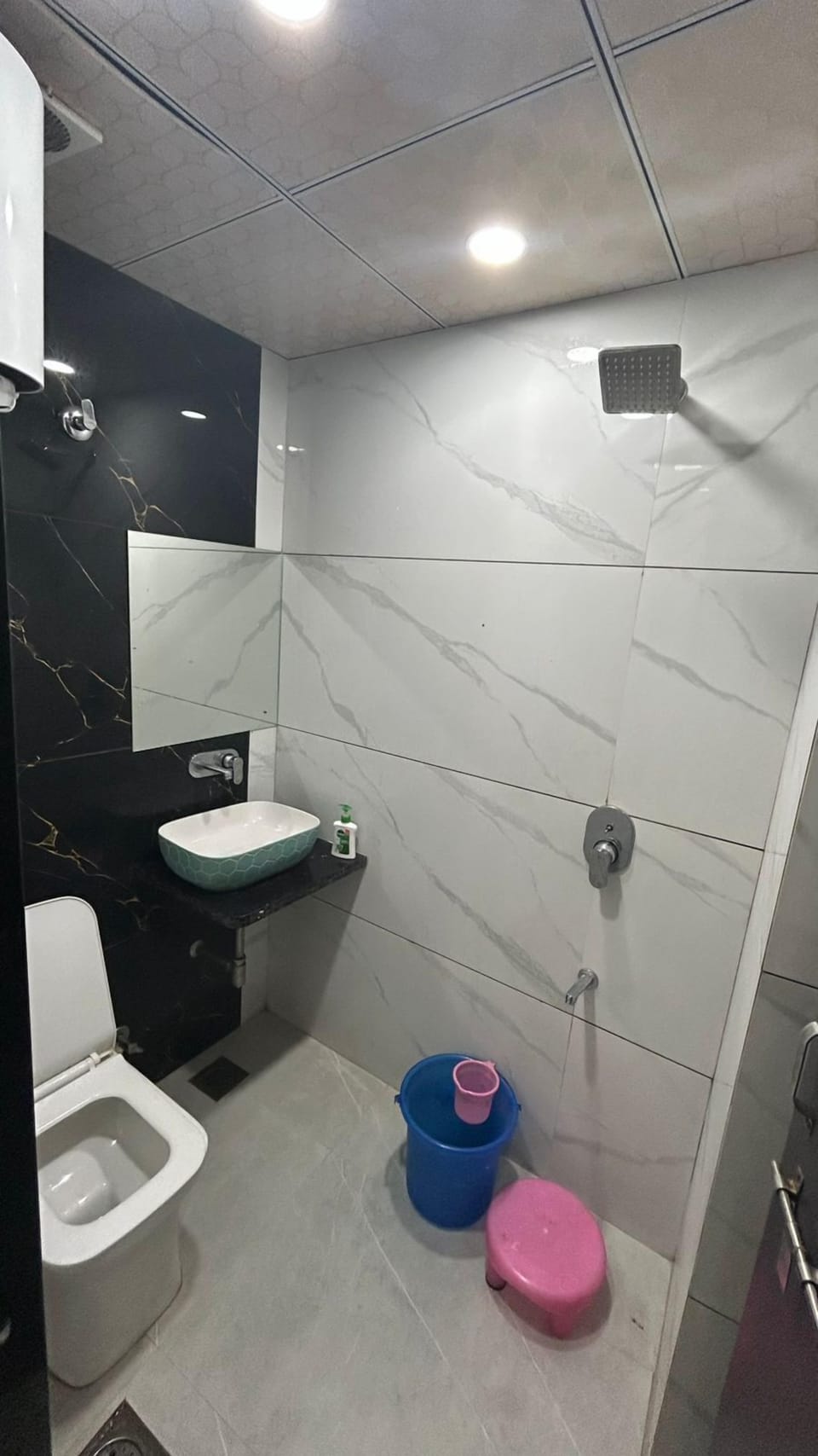 Family Room, Air conditioning | Desk, laptop workspace, rollaway beds (surcharge), WiFi (free)