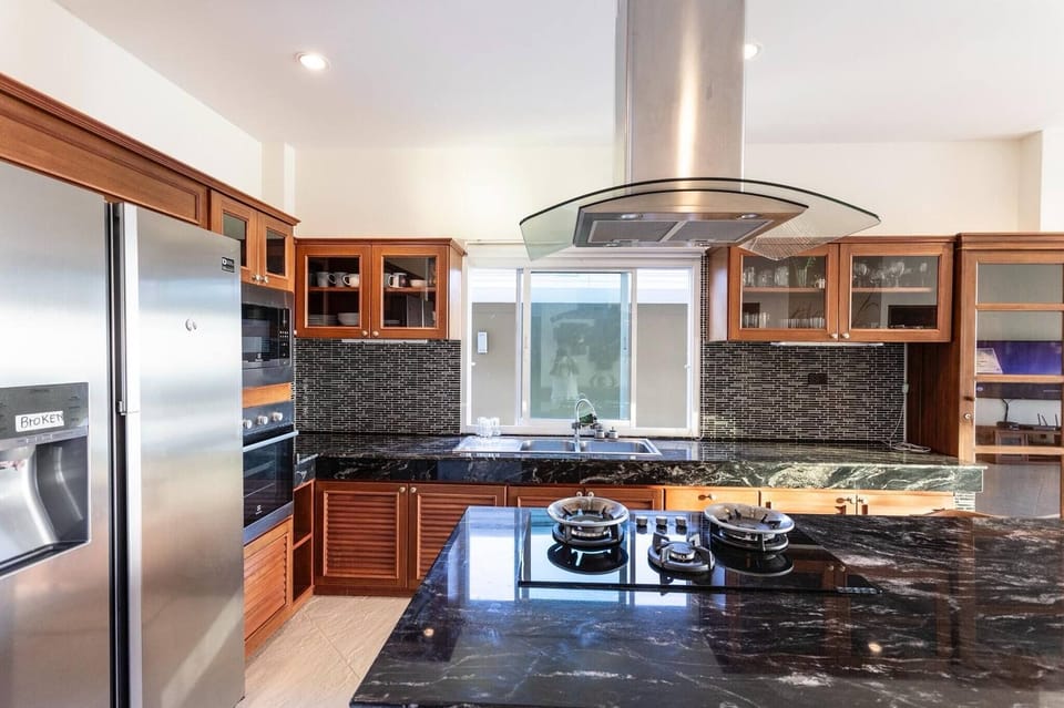 Villa, 4 Bedrooms, Accessible, Smoking | Interior