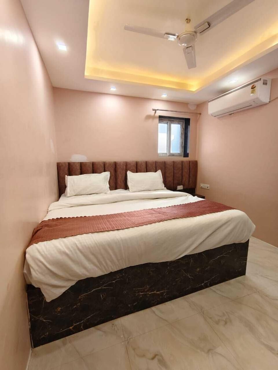 Deluxe Double Room | Free WiFi