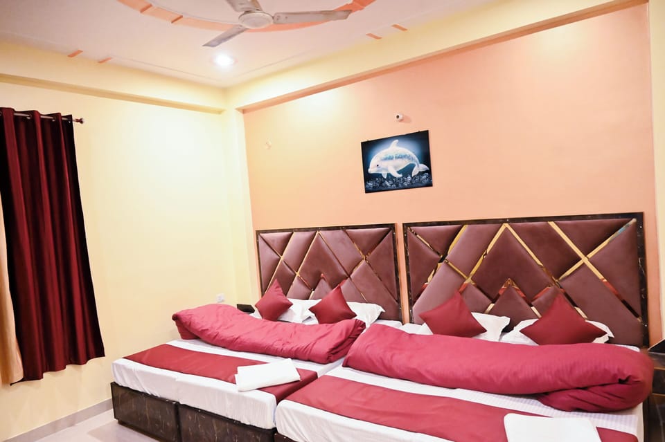 Deluxe Double Room Single Use | Desk, free WiFi
