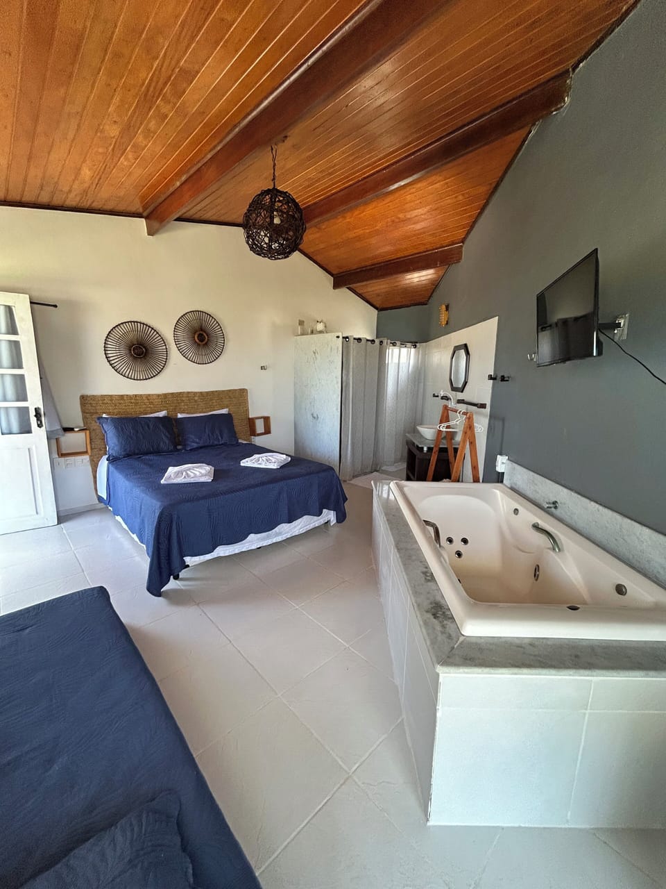 Deluxe Room | Free WiFi