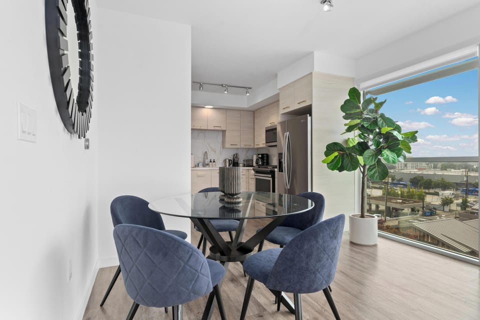The perfect spot for everything from breakfast to board games.