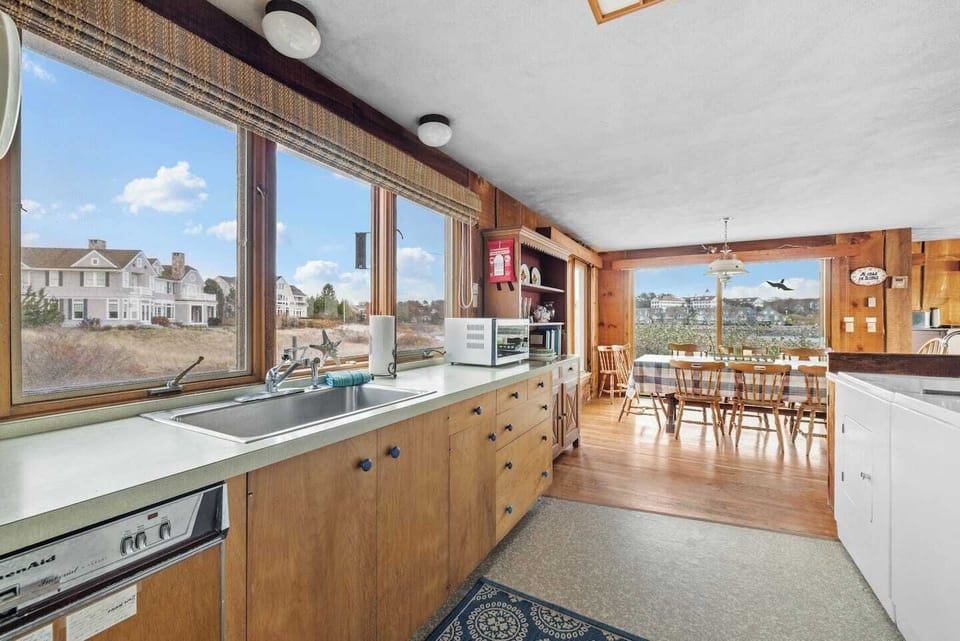 Kitchen - East.