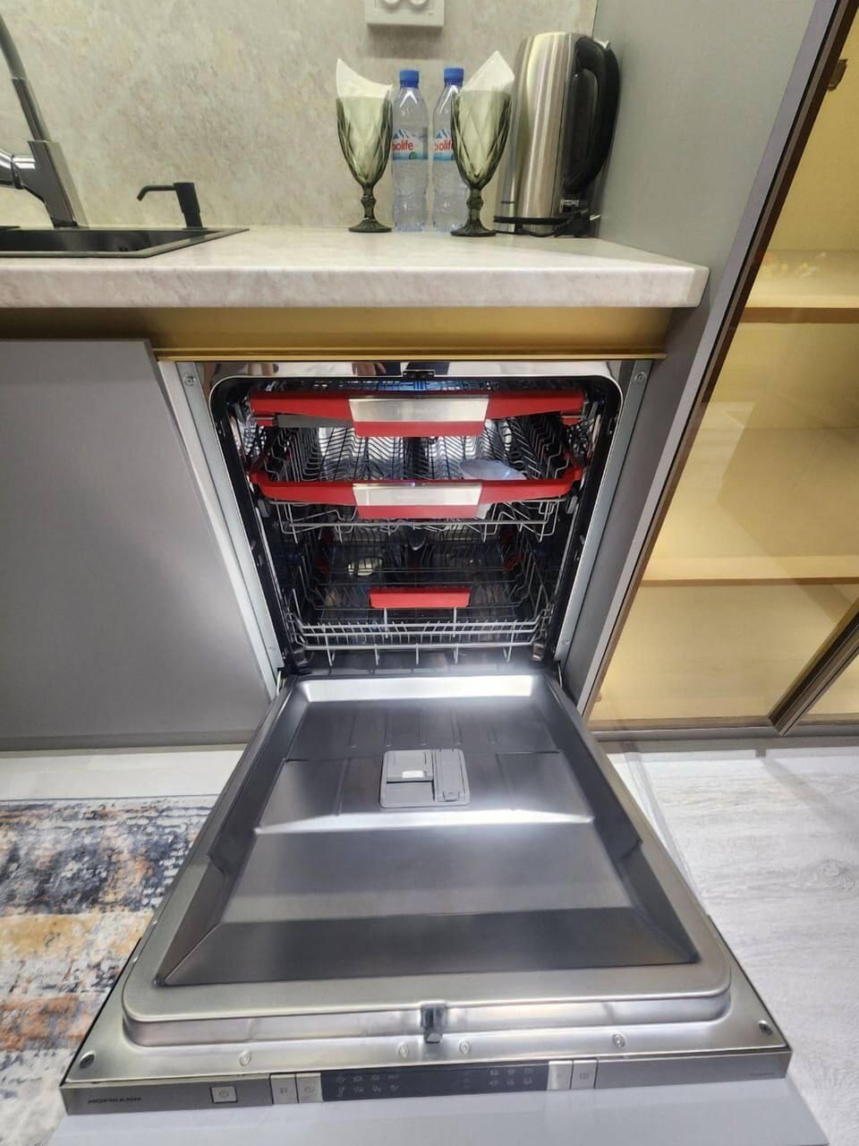 Comfort Apartment, City View | Private kitchen | Electric kettle