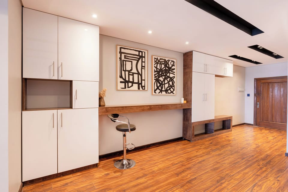 Studio, 1 King Bed, City View | Living area | 45-inch LCD TV with digital channels