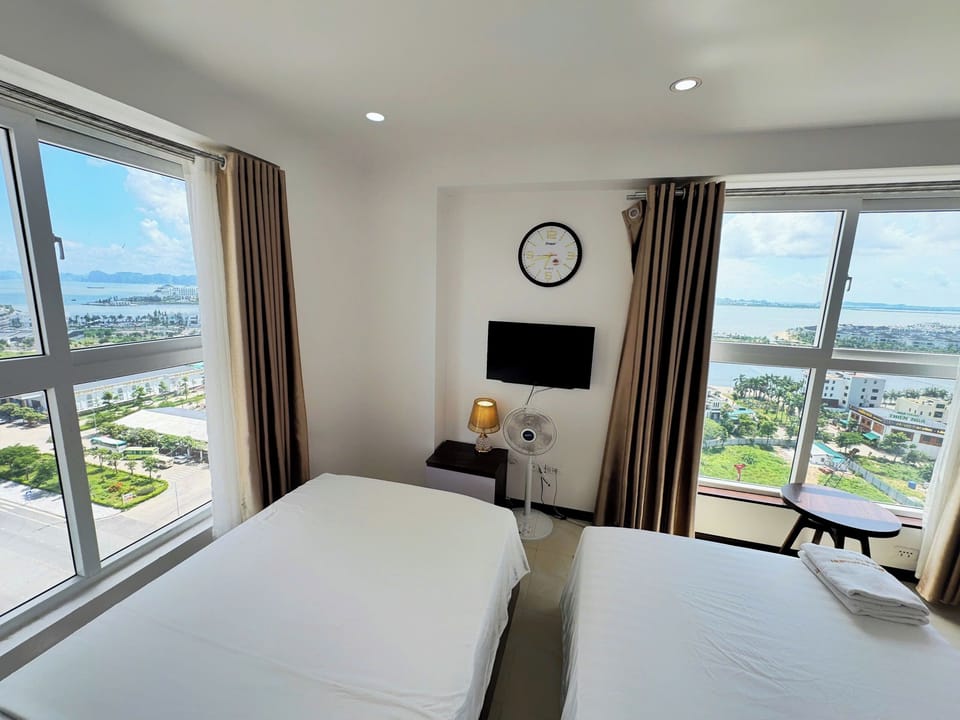 Premium bedding, minibar, desk, laptop workspace