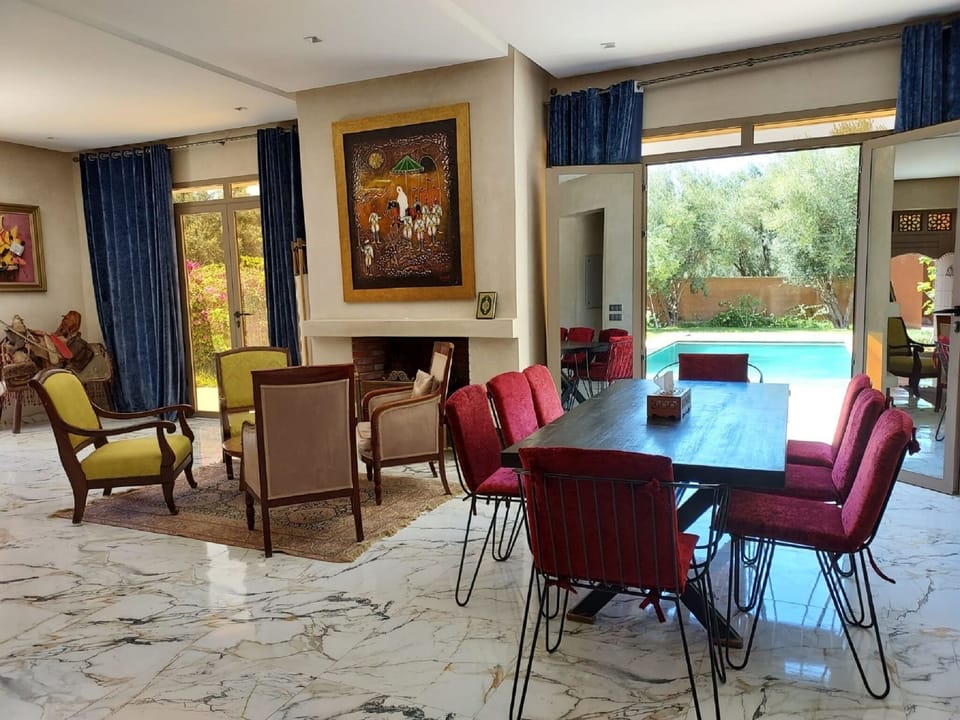 Family Villa, Patio, Garden View | Living area