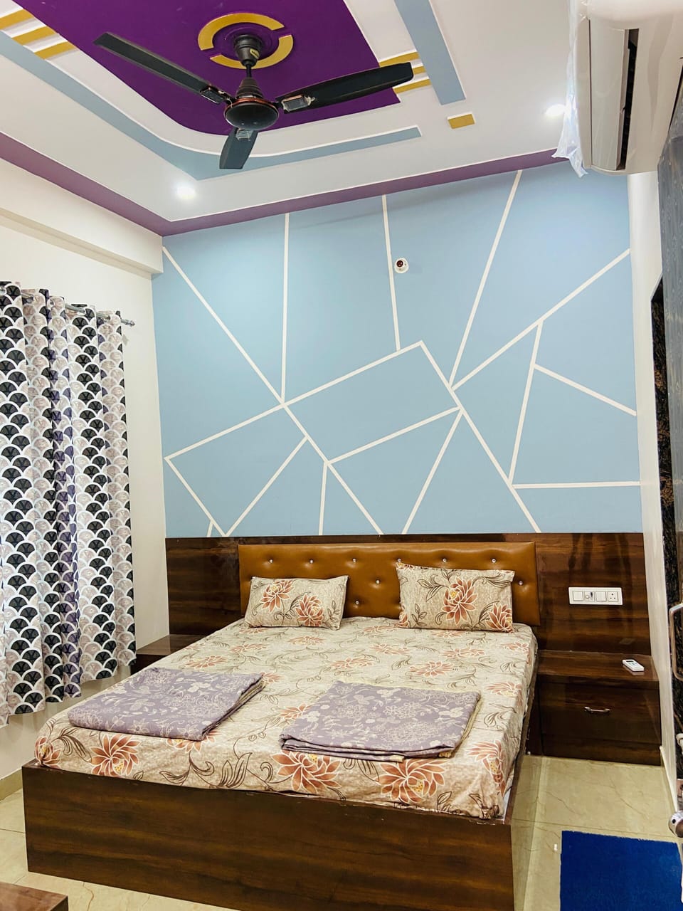 Double Room, Air conditioning | Desk, laptop workspace, rollaway beds (surcharge), WiFi (free)