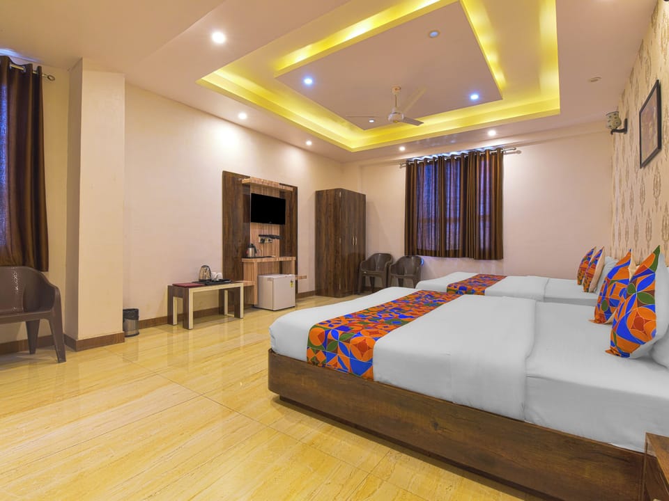 Family Quadruple Room | Iron/ironing board, free WiFi